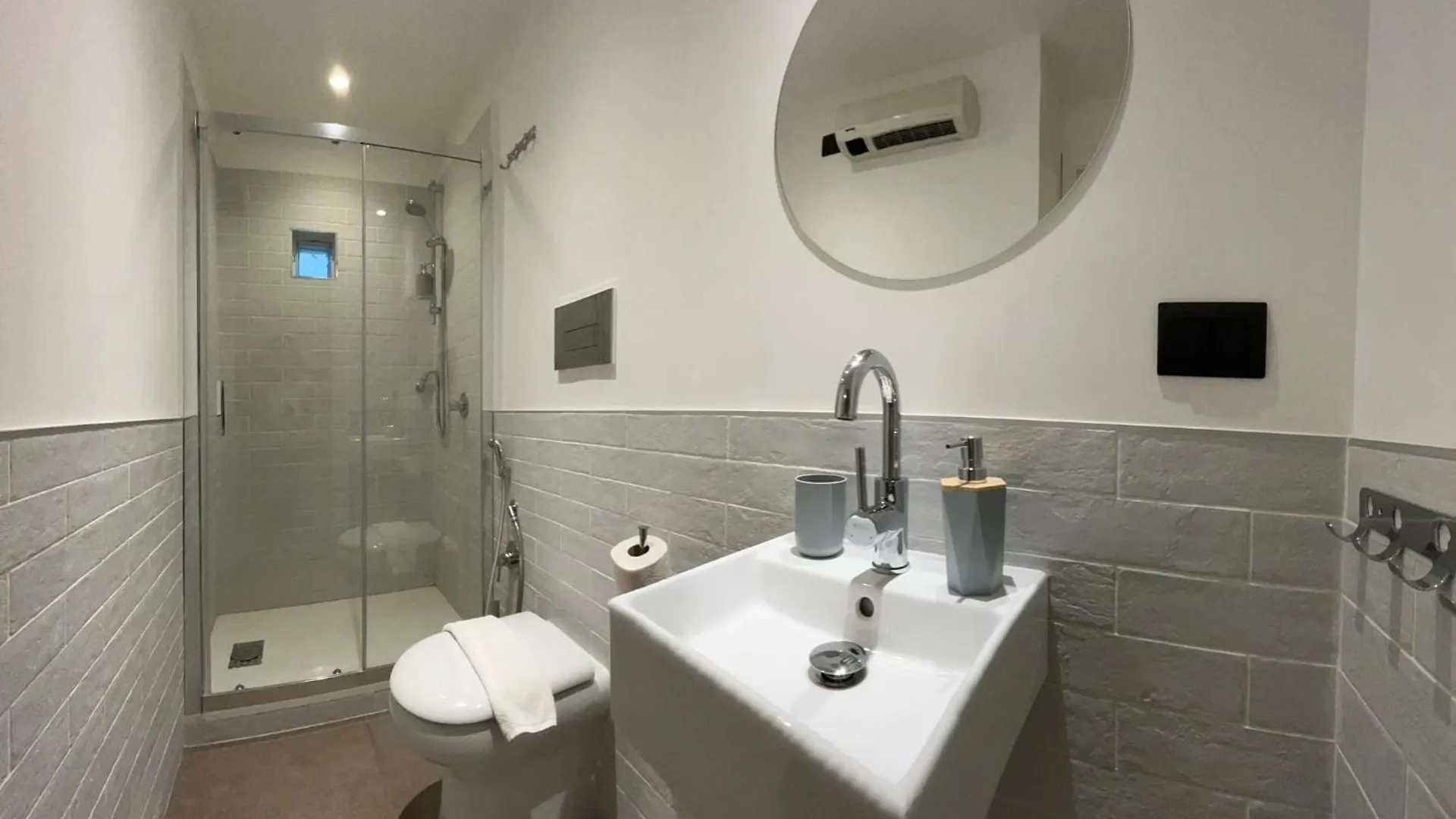 Baru'S House Hotell Palermo Pensionat