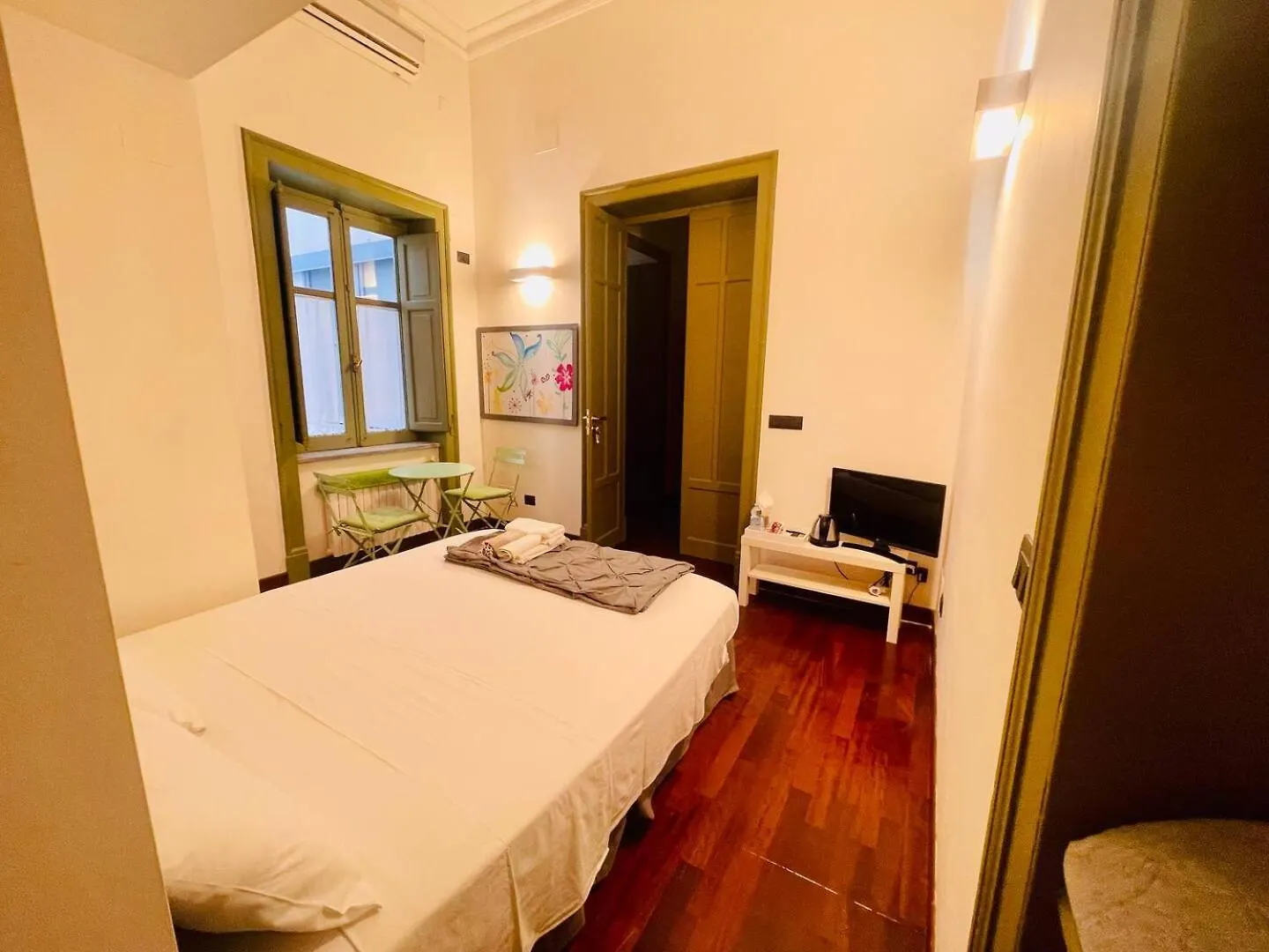 Baru'S House Hotel Palermo 2*,  Italy